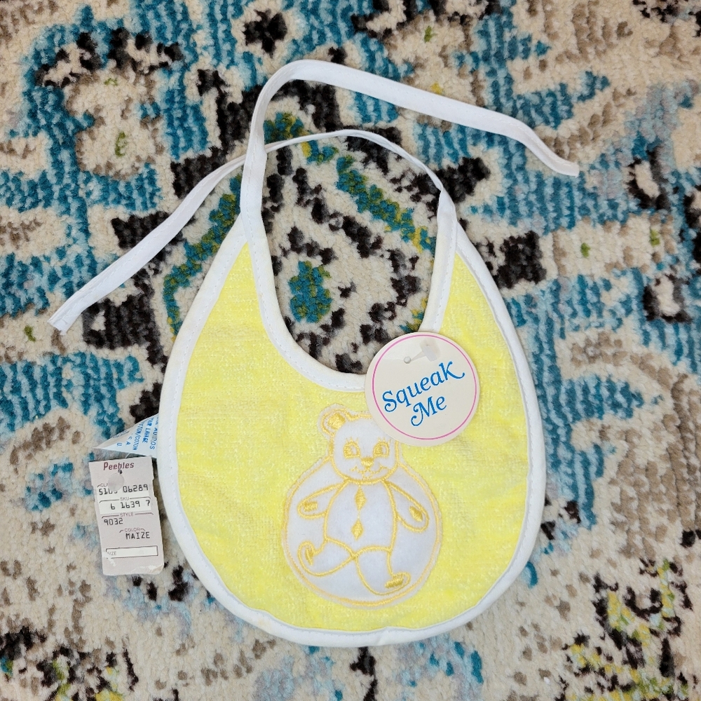 Vintage Yellow Squeaking Bear Infant Bib‎ With Tag, Bear Squeaks So Cute!
